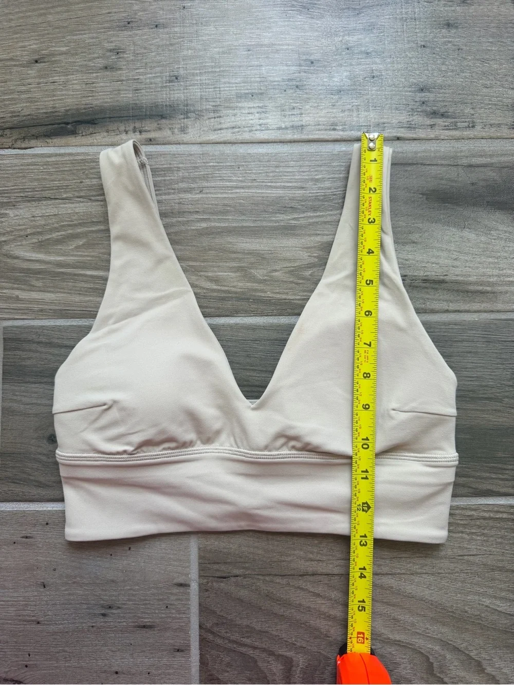 Lululemon New With Tags Align Sports bra sz 6 neutral sand